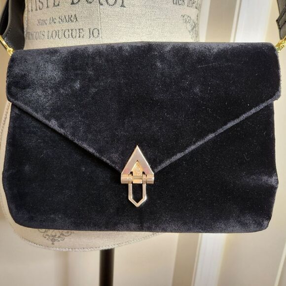 60s Black Velvet Evening Clutch Handbag Camea - Picture 11 of 12